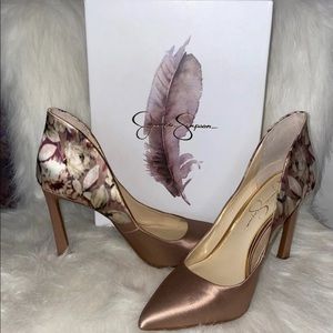 Brand new Jessica Simpson pumps!